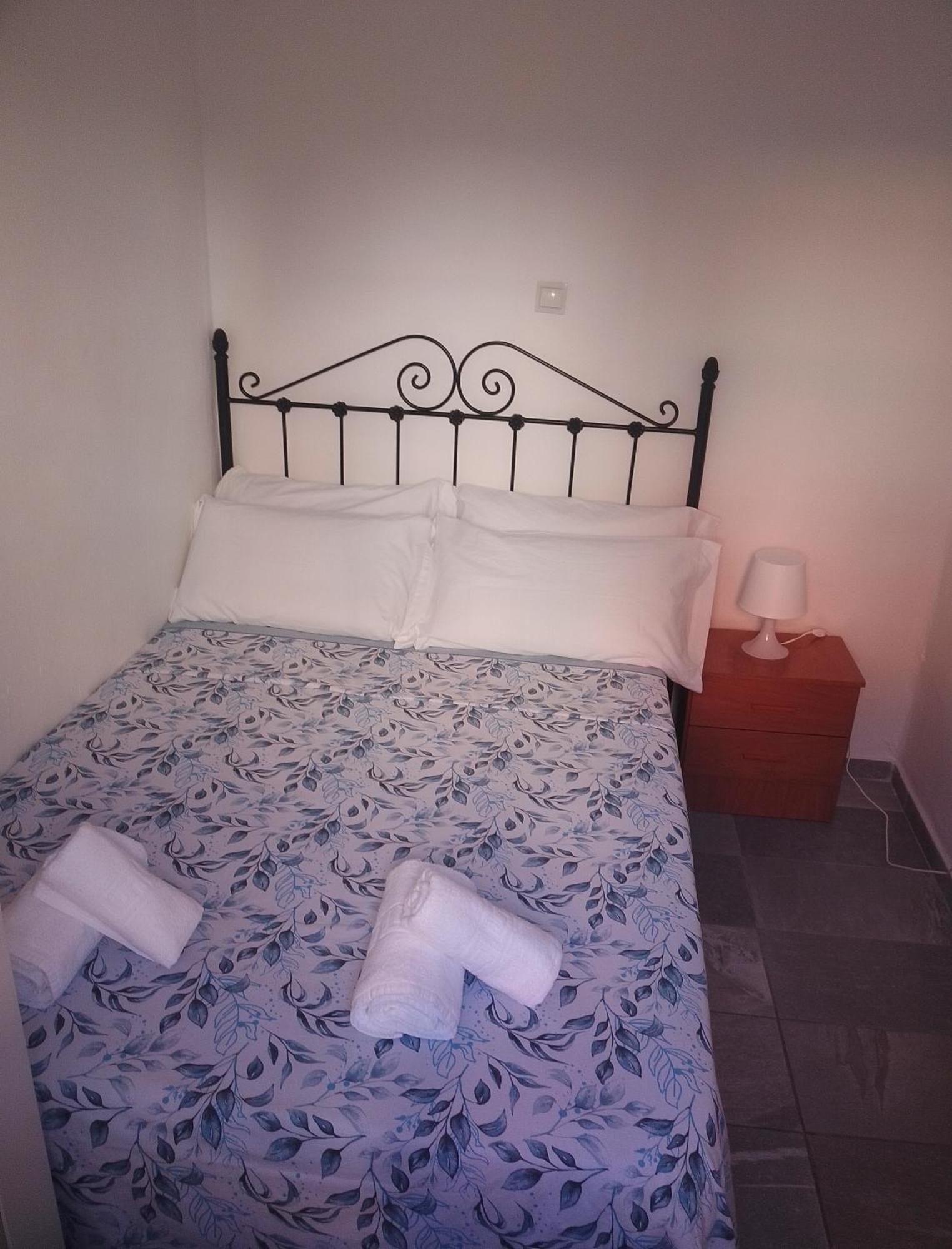 Apartamentos Coris Urban Center Малага Экстерьер фото
