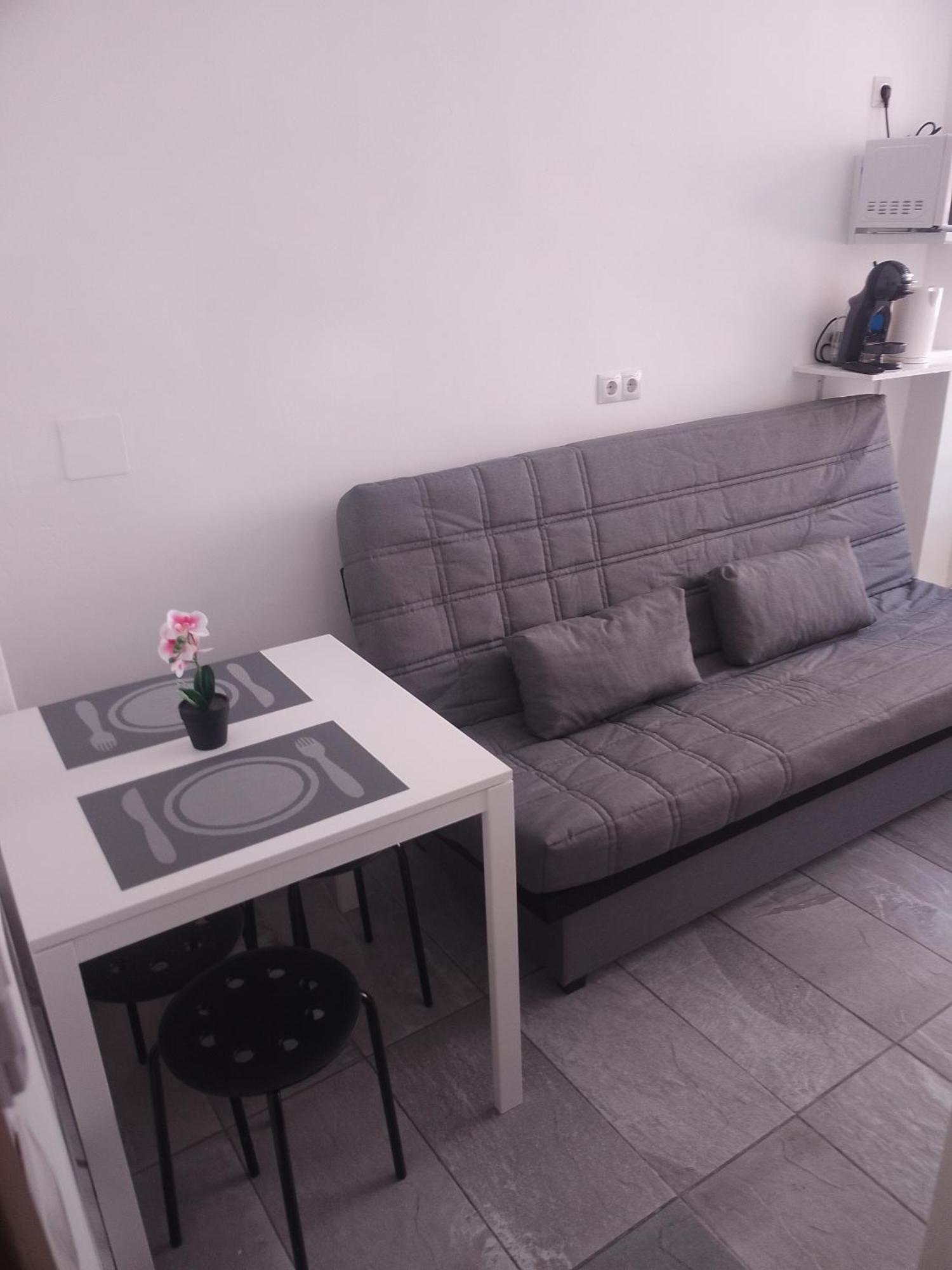 Apartamentos Coris Urban Center Малага Экстерьер фото